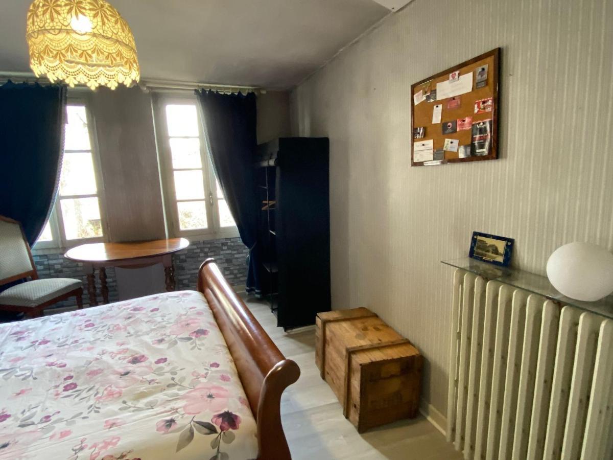 Chambre Calme Au Coeur D'Ussel 于塞勒 外观 照片