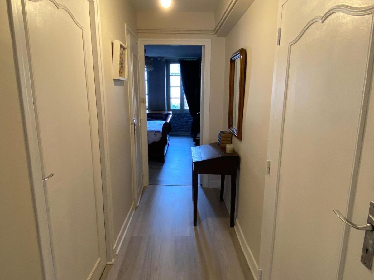 Chambre Calme Au Coeur D'Ussel 于塞勒 外观 照片